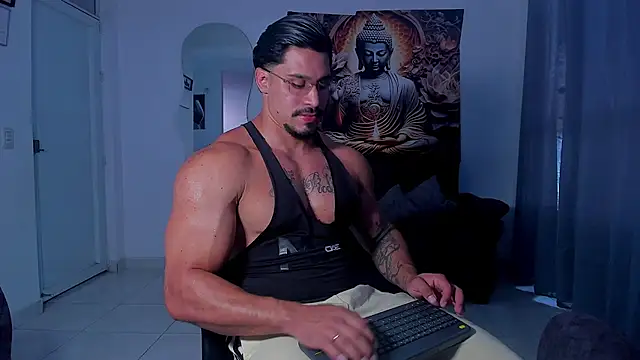 Valentino Dosantos  online show from 6, 10, 2025