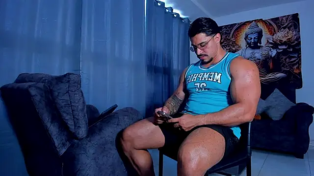 Valentino Dosantos  online show from 10, 9, 2025