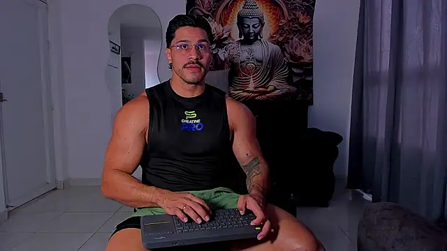 Valentino Dosantos  online show from 15, 11, 2025