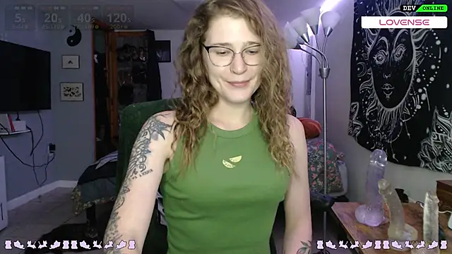 wetwildwhore online show from 13, 10, 2025