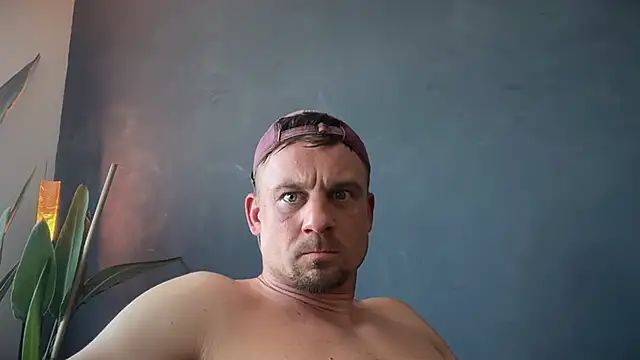 Snapshot of Hagener985 chatting on 7, 4, 2026 Hagener985 online show from 7, 4, 2026