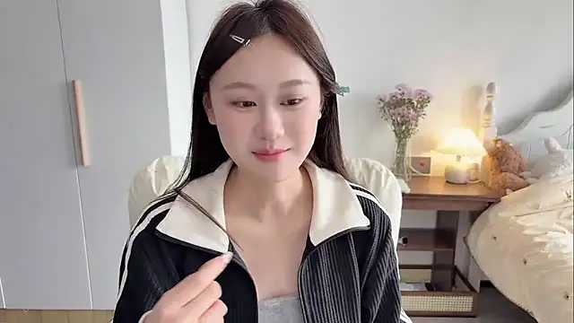 Cassie-20 online show from 11, 3, 2026