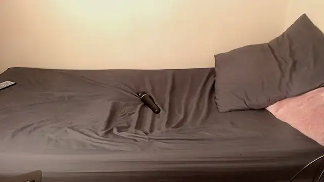 PinkMagic online show from 30, 11, 2025