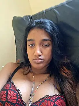 Snapshot of indianpink_lips chatting on 9, 9, 2025 indianpink lips online show from 9, 9, 2025