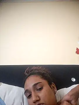 Snapshot of indianpink_lips chatting on 5, 11, 2025 indianpink lips online show from 5, 11, 2025