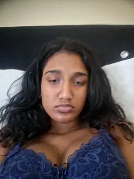 Snapshot of indianpink_lips chatting on 3, 11, 2025 indianpink lips online show from 3, 11, 2025