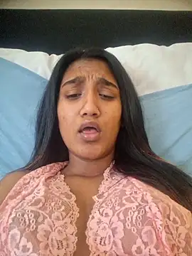 Snapshot of indianpink_lips chatting on 7, 11, 2025 indianpink lips online show from 7, 11, 2025