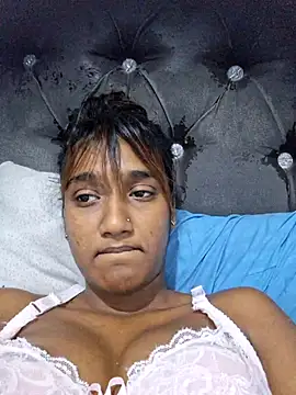 indianpink lips online show from 4, 4, 2026