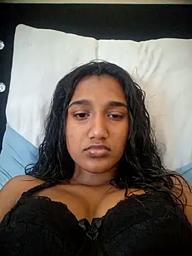 Snapshot of indianpink_lips chatting on 15, 11, 2025 indianpink lips online show from 15, 11, 2025