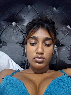 indianpink lips online show from 25, 3, 2026