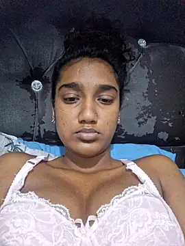 indianpink lips online show from 5, 4, 2026