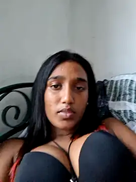 Snapshot of indianpink_lips chatting on 7, 3, 2025 indianpink lips online show from 7, 3, 2025