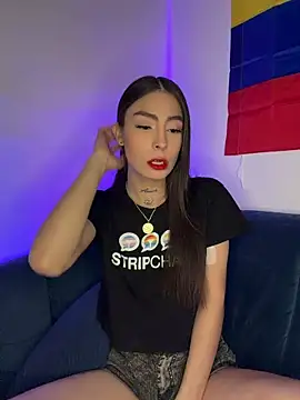 Snapshot of candycami19 chatting on 8, 5, 2026 candycami19 online show from 8, 5, 2026