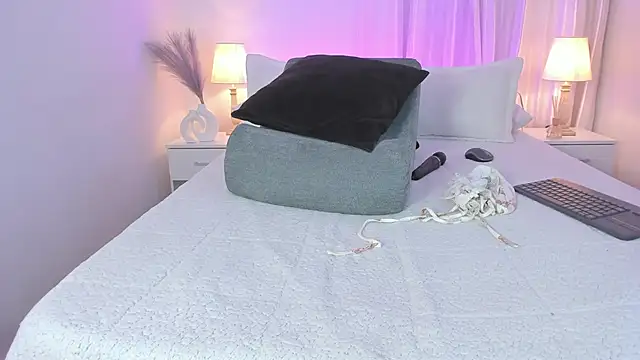 Elizabeth sarmiento online show from 15, 3, 2025