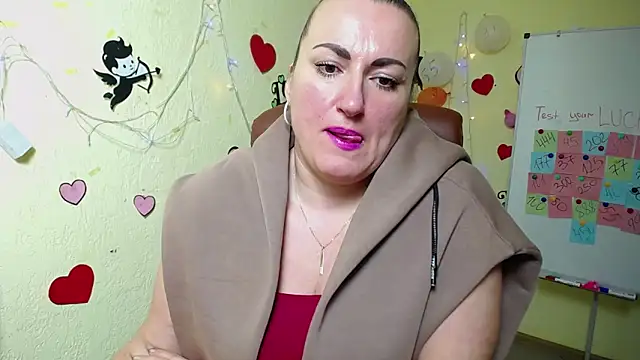 DianaMGG online show from 27, 2, 2025