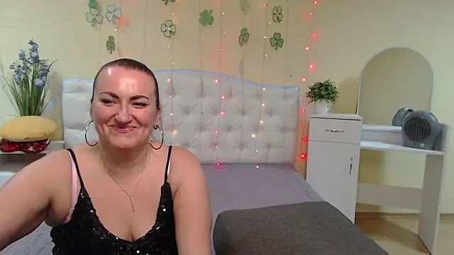 DianaMGG online show from 18, 3, 2025