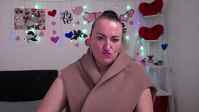 DianaMGG online show from 2, 3, 2025