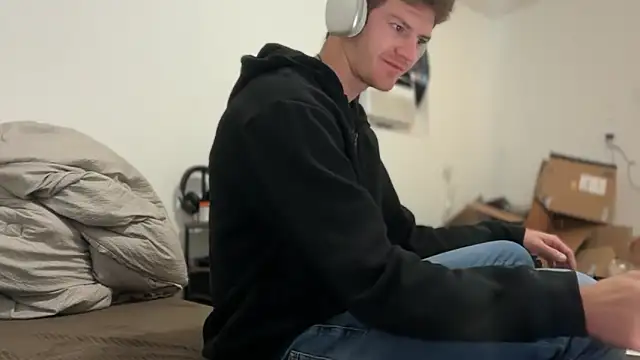 Snapshot of greekmythics chatting on 25, 2, 2026 greekmythics online show from 25, 2, 2026