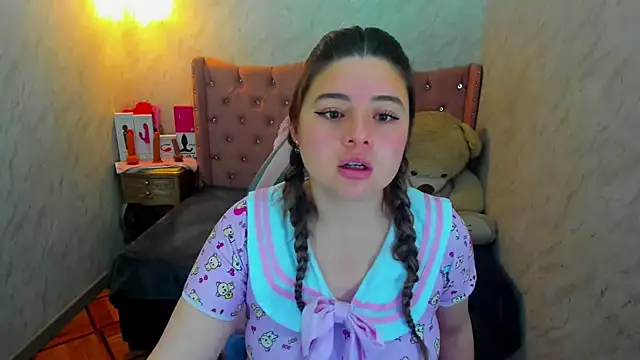 Lianngrace online show from 14, 9, 2025