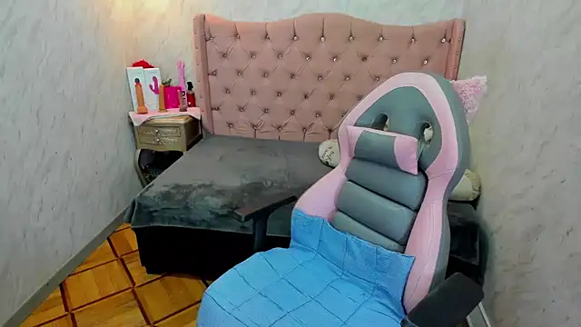 Lianngrace online show from 13, 3, 2026