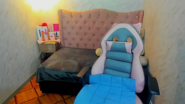 Lianngrace online show from 6, 10, 2025