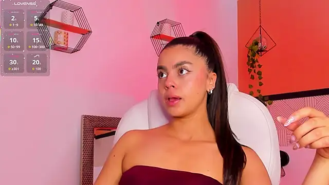 Bella walker  online show from 3, 4, 2026