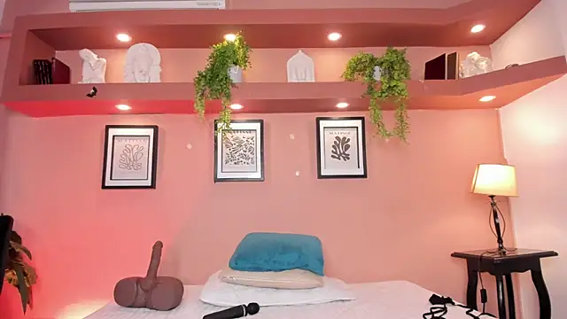 Snapshot of SofiaBennett_ chatting on 19, 11, 2025 SofiaBennett online show from 19, 11, 2025