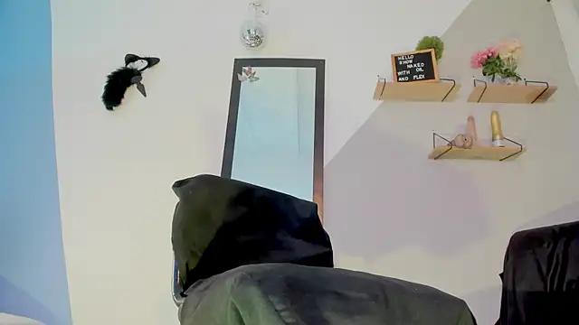 Snapshot of Aria_fitness chatting on 25, 11, 2025 Aria fitness online show from 25, 11, 2025