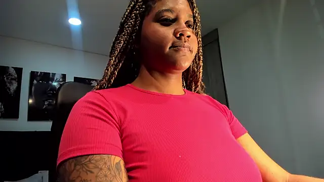 ZahraRose online show from 8, 9, 2025