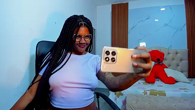 ZahraRose online show from 7, 1, 2026