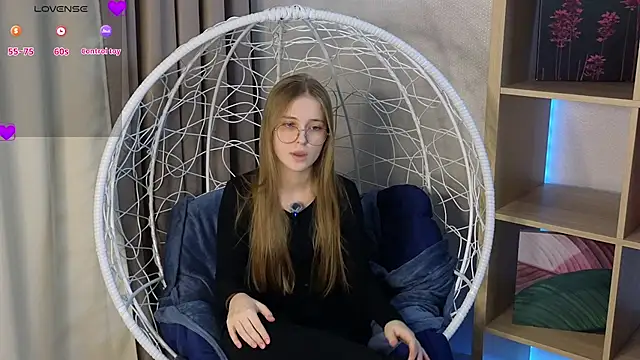 TaiteHankins online show from 20, 2, 2025