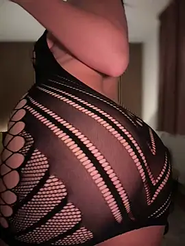 YoungHotMilf97 online show from 12, 3, 2026