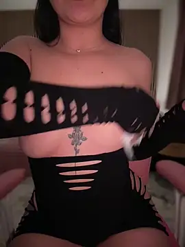 YoungHotMilf97 online show from 2, 4, 2026