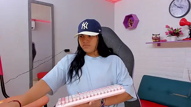 melany rouse18 online show from 30, 9, 2025