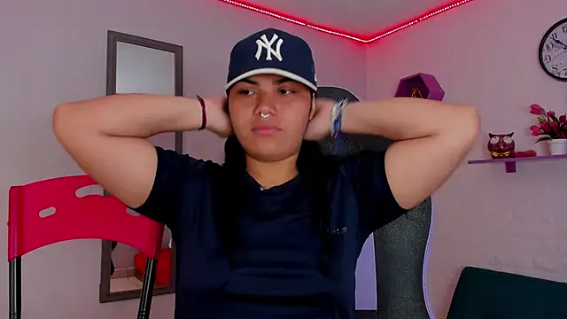 melany rouse18 online show from 1, 10, 2025