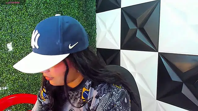 melany rouse18 online show from 23, 10, 2025