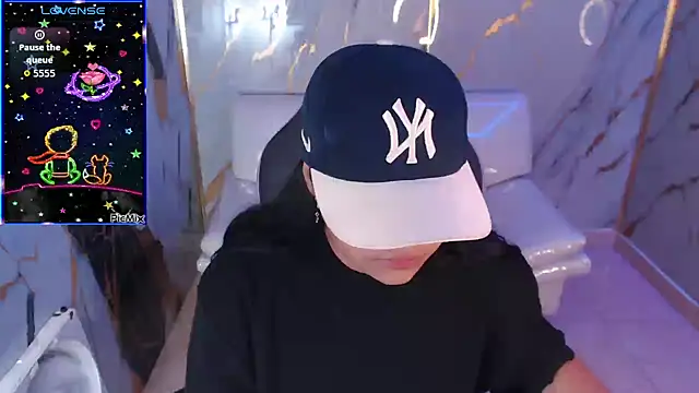 melany rouse18 online show from 1, 11, 2025