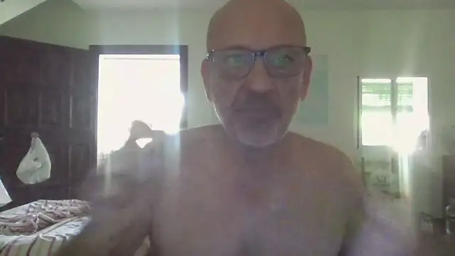 Snapshot of llopaco chatting on 9, 7, 2026 llopaco online show from 9, 7, 2026