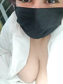 Loly2025 online show from 24, 2, 2025