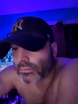 Snapshot of Novabear6996 chatting on 4, 12, 2025 Novabear6996 online show from 4, 12, 2025