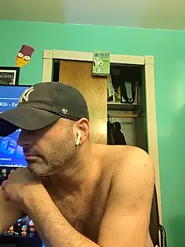 Novabear6996 online show from 19, 3, 2025