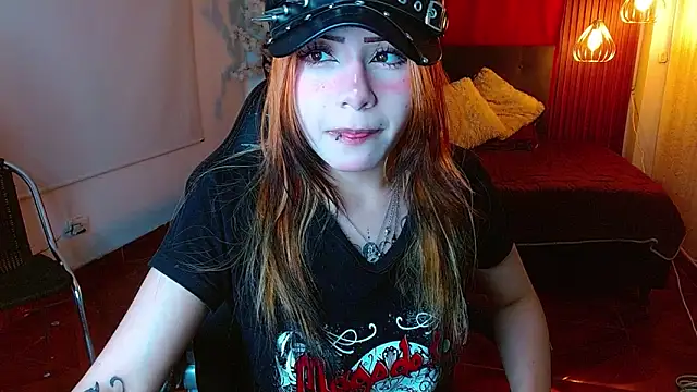 fyreandfox  online show from 17, 6, 2026