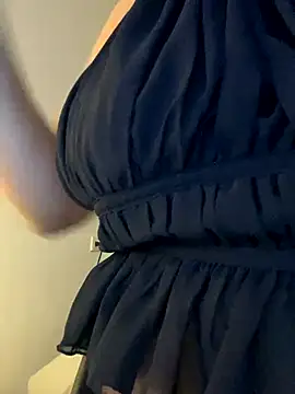 Snapshot of Dahiana_Giil chatting on 6, 10, 2025 Dahiana Giil online show from 6, 10, 2025