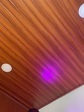 Bonbom sr online show from 20, 3, 2025