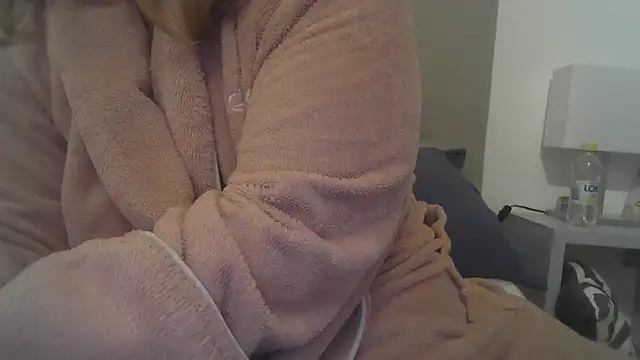 sizha6 online show from 2, 12, 2025