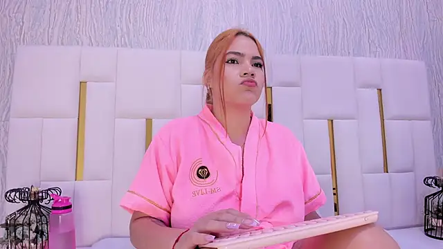 hillary uckerman  online show from 16, 1, 2026