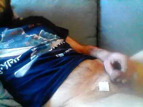 Snapshot of Andre35w chatting on 18, 12, 2025 Andre35w online show from 18, 12, 2025