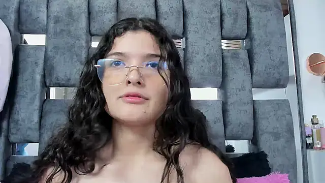 Snapshot of ARTEMISAKIM chatting on 13, 9, 2025 ARTEMISAKIM online show from 13, 9, 2025