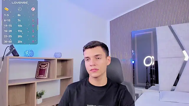 JacobRoberts1 online show from 19, 11, 2025