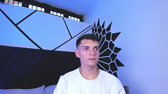 JacobRoberts1 online show from 24, 9, 2025